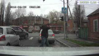 Проучил учителя балончиком!