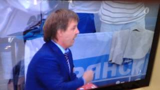 Oleg Znarok threatens to cut Rikard Grönborg throat