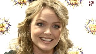 Dina Meyer Interview - Starship Troopers, Saw, Friends & Birds of Prey