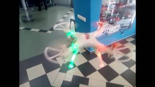 ДЕШЕВЫЙ квадрокоптер! Обзор! Cyclone mini drone, xs-802