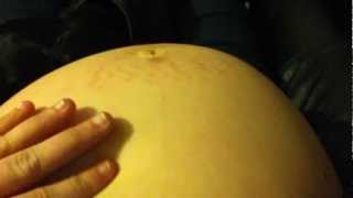 36 weeks pregnant belly moving