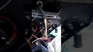 Fiat linea orjinal teypten amfi çıkışı alma.