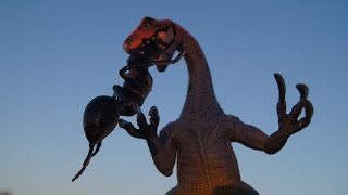 ДИНОЗАВР И ГАЛЛЮЦИНАЦИИ! МУРАВЕЙ И СОРОКОНОЖКА! Мультик про животных и динозавров. Для детей. Мульт