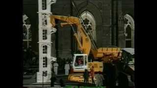 Экскаватор Liebherr - вертикальный подъем