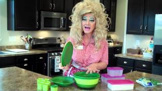 Dee W. Ieye demos Tupperware Smart Steamer