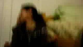 GiiRLZ..ON MA KRiiB GOiiN WiiLD..!