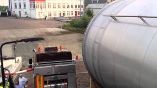 Bijzonder transport bij Veerdienst-Schoonhoven