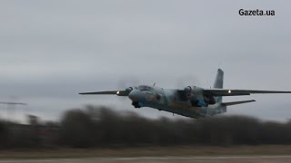 На заводі "Антонов" показали оновлений АН-26