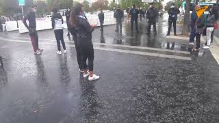 ???? Anti-masques: rassemblement de militants sur la place de la Nation à Paris #MasqueObligatoire