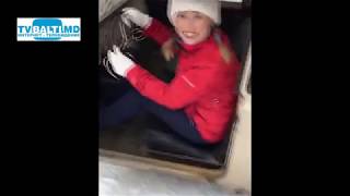 Подарил жене машину на 8 марта 08 03 19