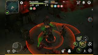 Dawn Of Zombies Survival ][ Almacén, me han dado por todos los lados y me mataron.