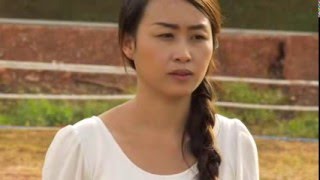 The Hands and Feet of Spin Tops aka Tub Ntsuj Tujlub Short Scene