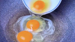 【小穎美食】秋冬季節要多喝這道三鮮湯，雞蛋這樣做簡單又好吃，鮮香有營養