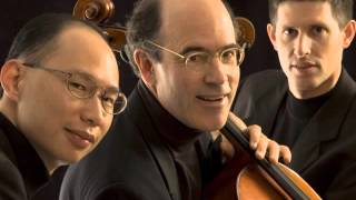 Adaskin String Trio featuring oboist Thomas Gallant