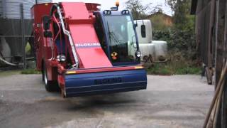 Selbstfahrender Futtermischwagen Siloking