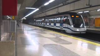 Metro de Madrid SA Serie 8500 entrando en Carpetana