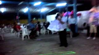 Chalupa bailando el Vals de la chongos 11/9/15