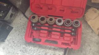 Замена сайлентблоков с оригинальных на полириутановые на VW Caddy