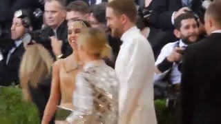 Robert Pattinson & FKA Twigs plus Kristen Stewart at Met Gala 2016