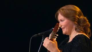Екатерина Варкалова и Татьяна Соловьева "Клонит ко сну…" (ст. и муз. Е. Варкаловой)