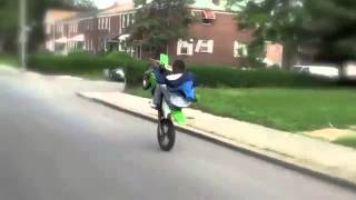 Impennate motocross scooter e moto
