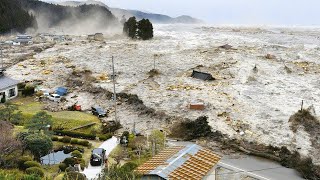 Mini tsunamis hit the resort regions of Spain! An amazing sight! Waves are higher than houses!