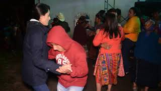 baile social en San Miguel Sigula