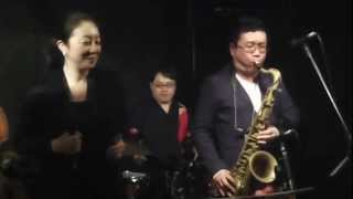 Batucada （バトゥカーダ） - Chika de Bossa 鈴木智香子(vo)