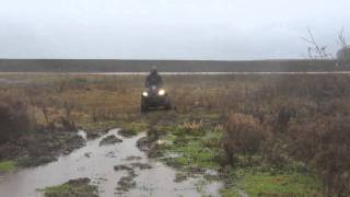 Через болото на Polaris Sportsman 500 H.O.