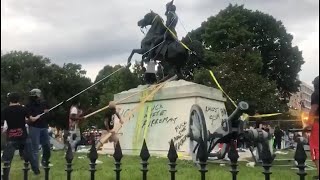 Слезай с коня! В США протестующие пытались повалить памятник седьмому президенту США