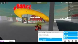 Working in bloxburg for half an hour(delivery) Level 17/18
