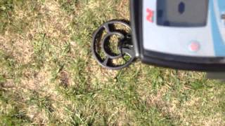 Can the minelab x-terra 70 & 705 detect a AU$2 at 11"? - Part 2