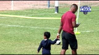Mira el enternecedor vídeo de Canela, la hija de Luis Trujillo.
