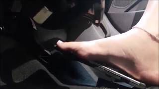 Pedal Pumping Driving in Flip Flops Barefoot PREVIEW