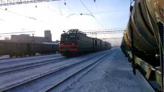 Сплотка электровозов ВЛ10-1574, 1223, 1112.