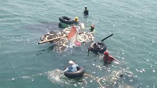 KAPAL NELAYAN TENGGELAM DI TENGAH LAUT!