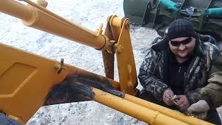 ремонт сварка экскаваторного погрузчика,самодельный поворотный отвал на гидроцилиндрах своими руками