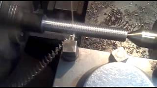 Нарезка  резьбы  М24×3 резцом