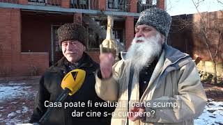 Romii din Soroca spun că nu se găsesc clienți pentru a cumpăra casele lor luxoase