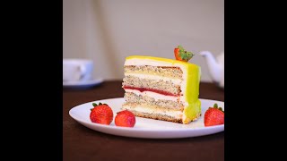 Торт МАКОВЫЙ РАЙ с лимонным курдом и клубникой