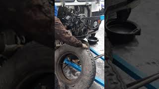 Демонтаж двигателя из автобуса ПАЗ