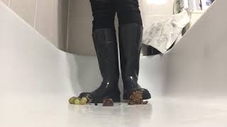 Rubber boots crush