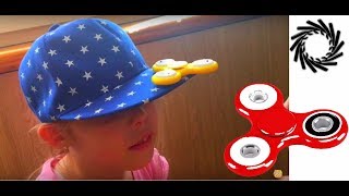 Играем в светящиеся СПИННЕРЫ! трюки spinner, hand spinner