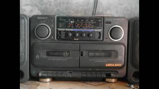 Sony  CFS-715S