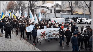 Марш антивакцинаторов и изменения для “желтой зоны”