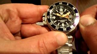 Seiko Atlas SKZ211K1 Watch