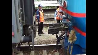 Сцепка локомотива и пассажирского состава | Russian train coupling