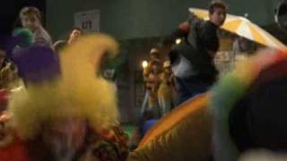 Malcolm mittendrin - Lois Geburtstag - Clown Kampfszene