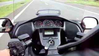 HONDA GOLDWING 1.800 @ 200 KM/H