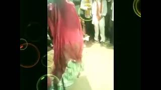 Desi marwadi girl dancing on drum music